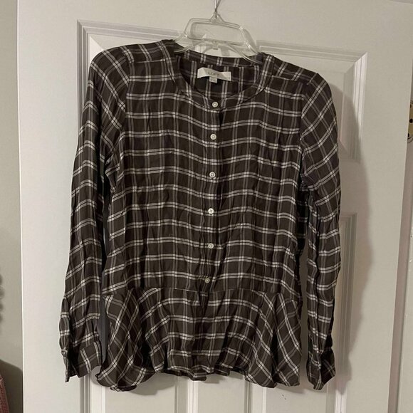 Loft Petitie Long Sleeved Paid Shirt Size Small - Picture 1 of 7